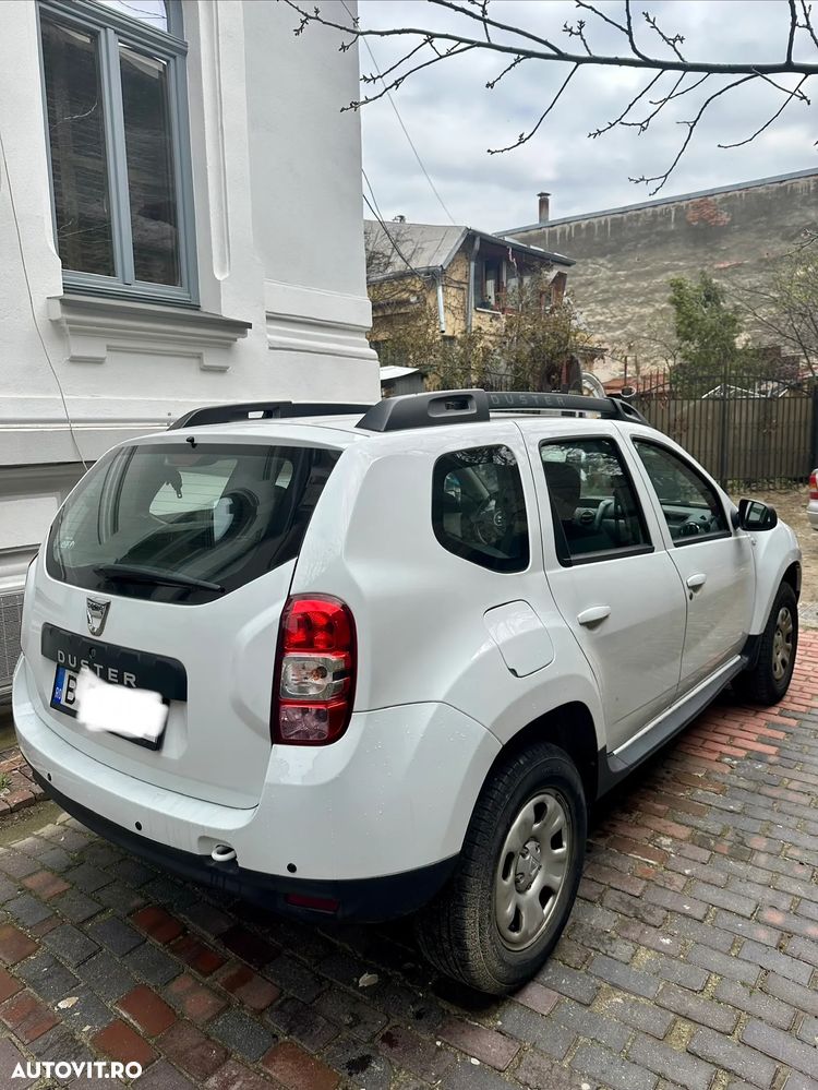 Dacia Duster 1.6 4x2 Laureate - 2