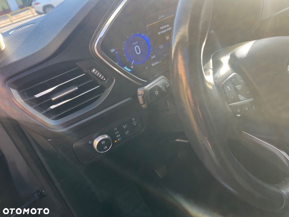 Ford Kuga 2.0 TDCi 4x2 Titanium - 30