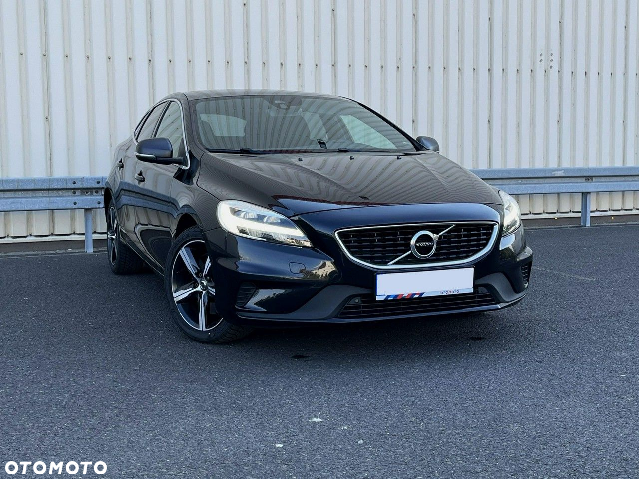 Volvo V40 T3 Geartronic RDesign - 5
