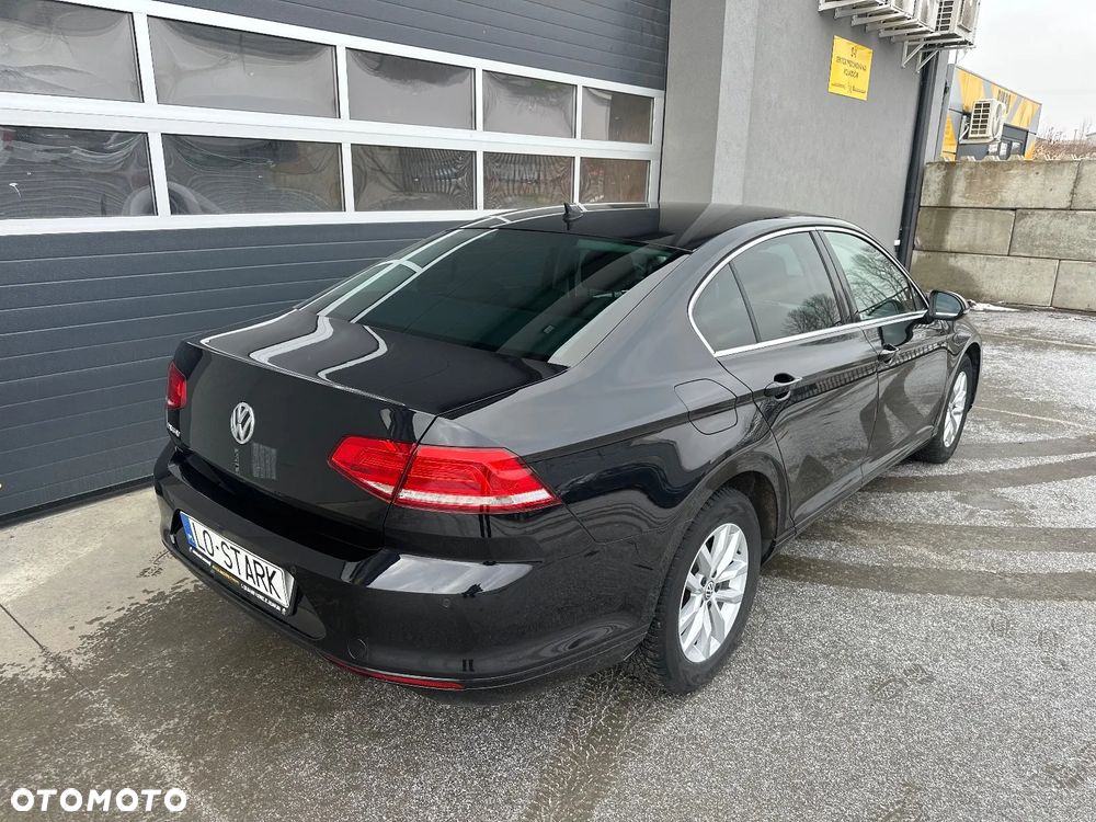 Volkswagen Passat 1.8 TSI BMT Comfortline - 1