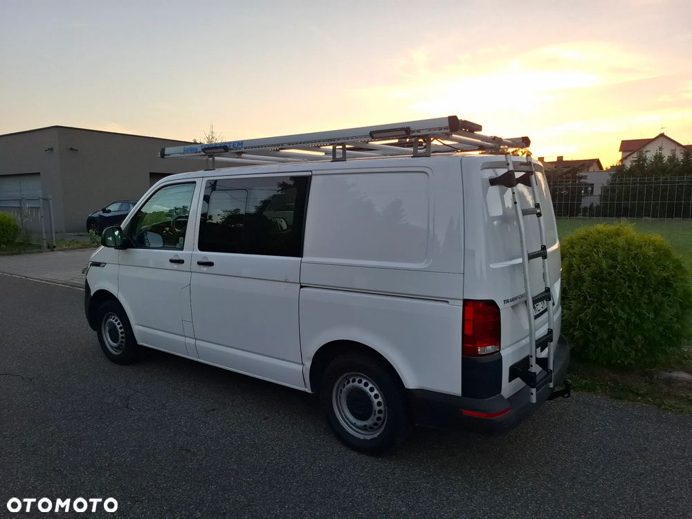 Volkswagen Transporter - 2