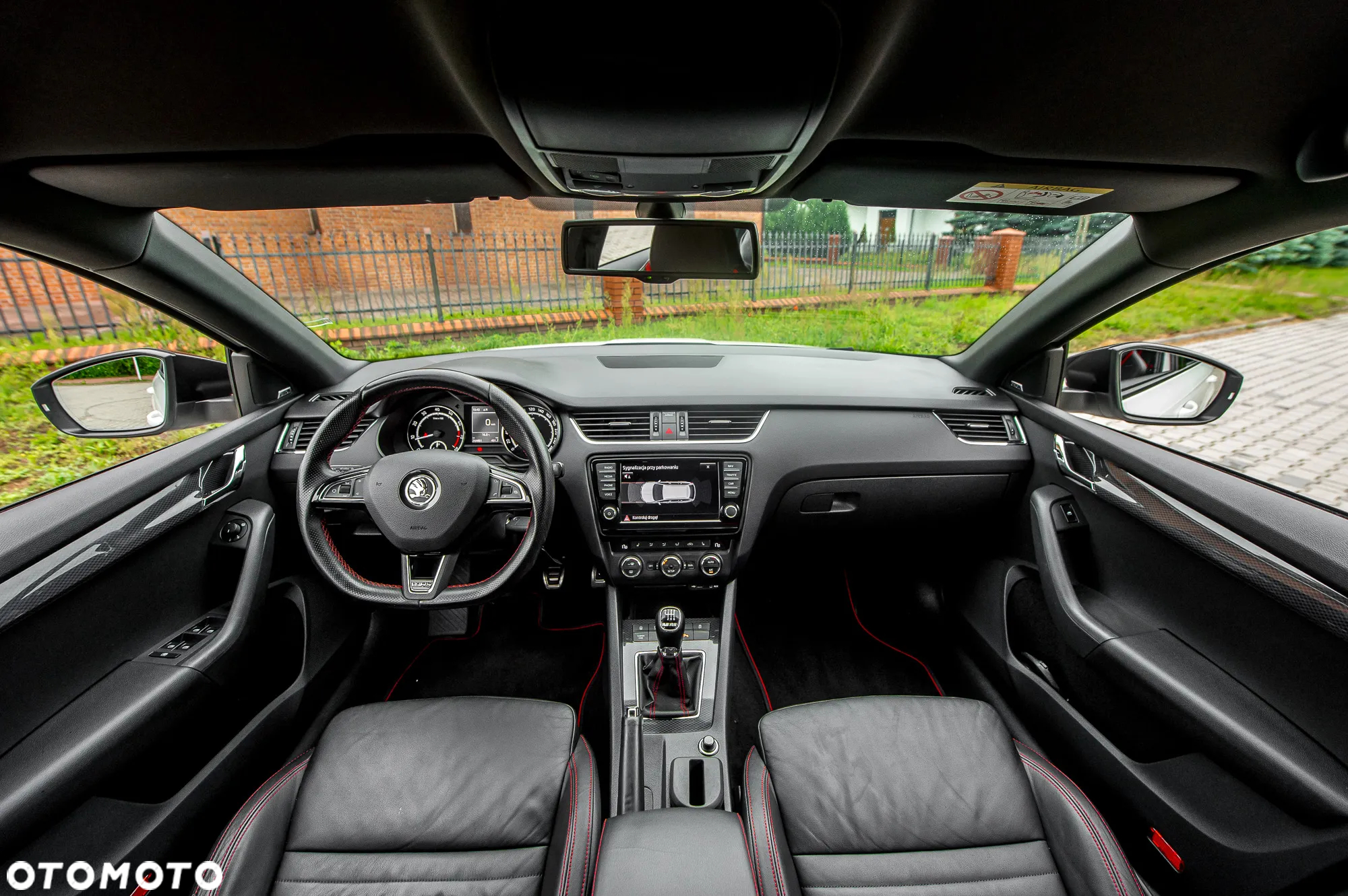 Skoda Octavia 2.0 TSI RS - 27