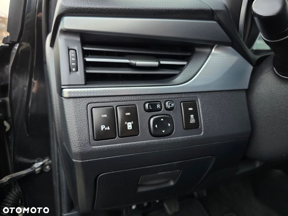 Toyota Avensis 1.8 Prestige - 16