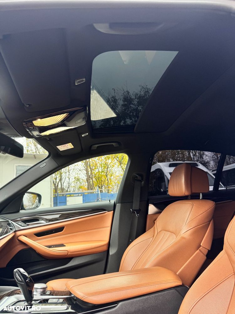 BMW Seria 5 530d xDrive AT - 10