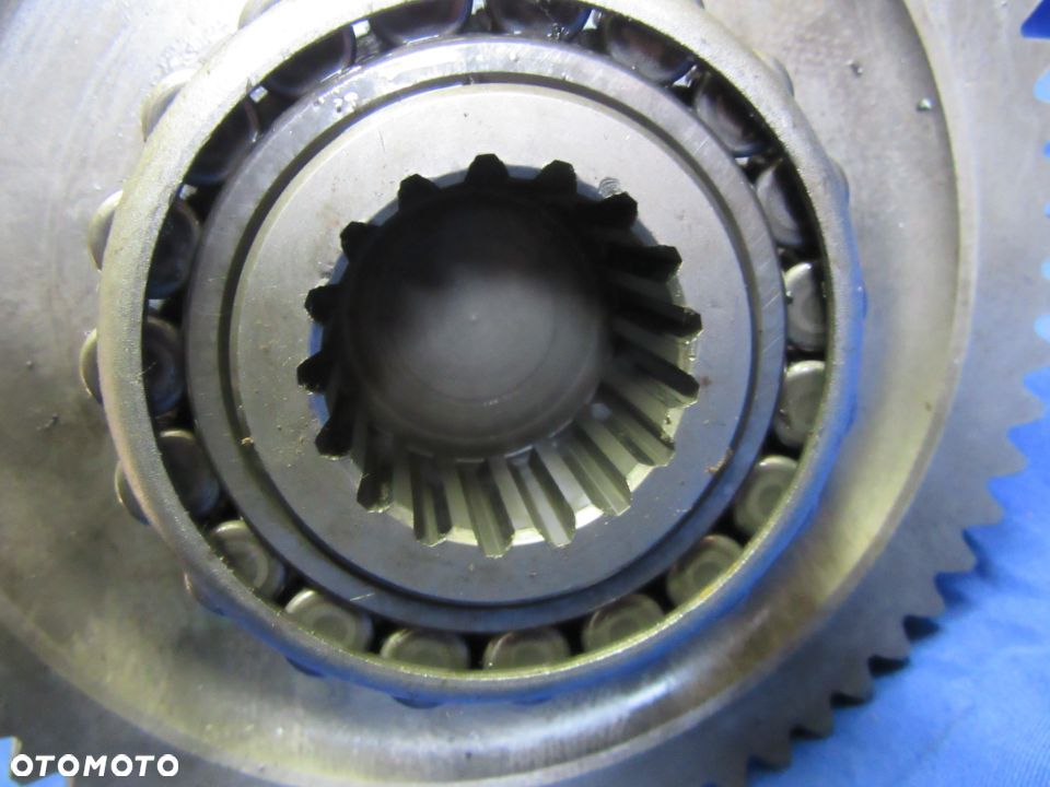 Kosz wałek tryb tarczki 702913A1 702895A1 Case McCormick MTX XTX145 XTX165 XTX185 XTX200 XTX215 - 3