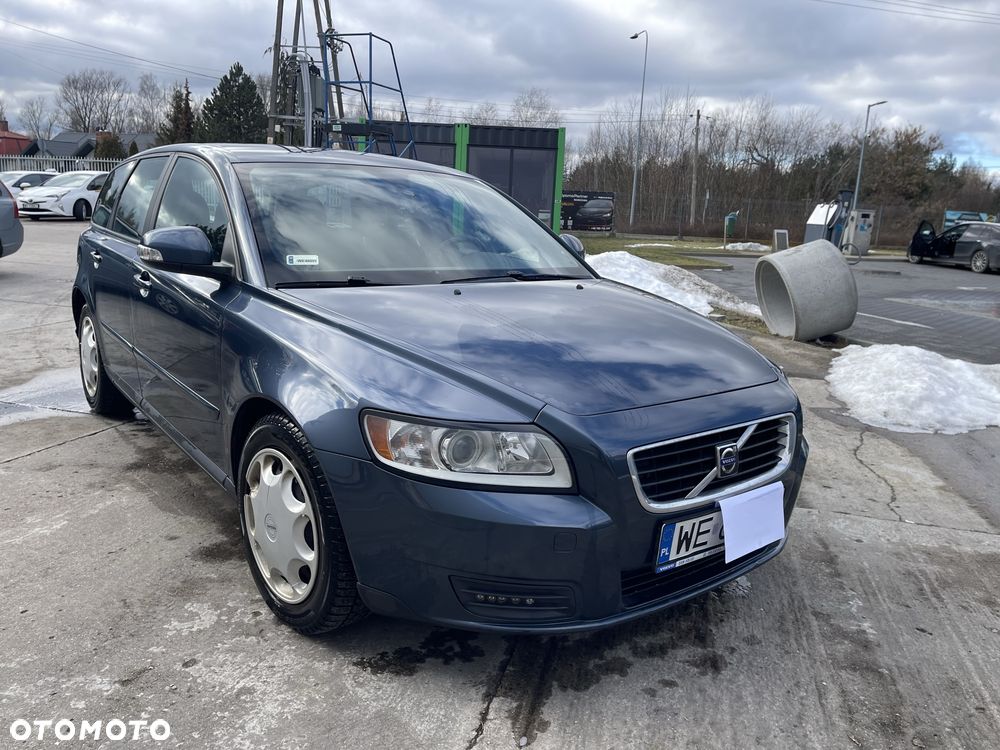 Volvo V50 - 1