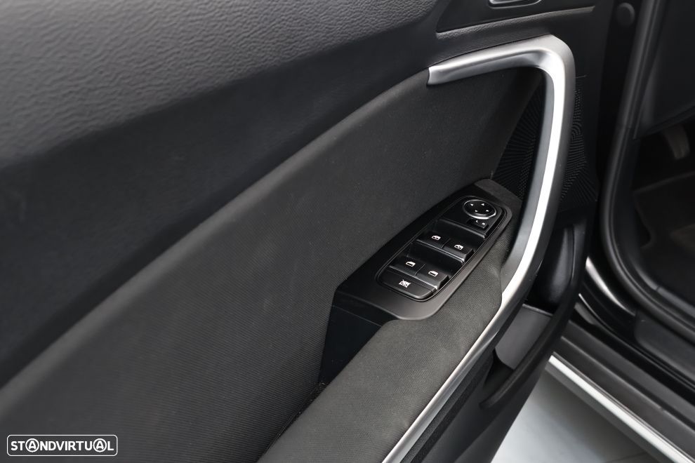 Kia XCeed 1.0 T-GDI Dynamic+ - 24