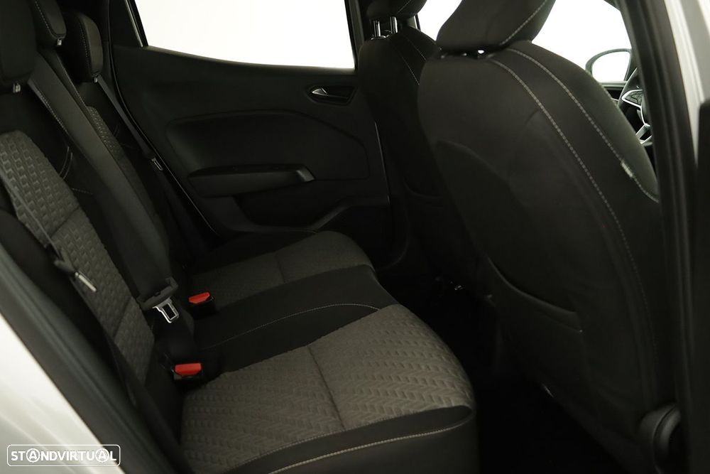 Renault Clio 1.0 TCe Evolution - 23