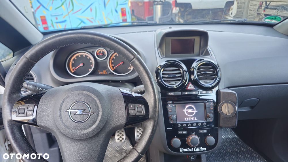 Opel Corsa - 16