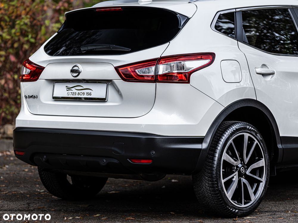 Nissan Qashqai 1.6 dCi TEKNA - 20