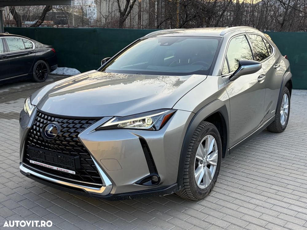 Lexus UX 250h Business Edition - 26