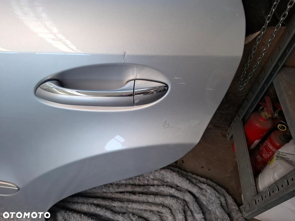 MERCEDES ML W164 DRZWI LEWY TYL 775 - 2