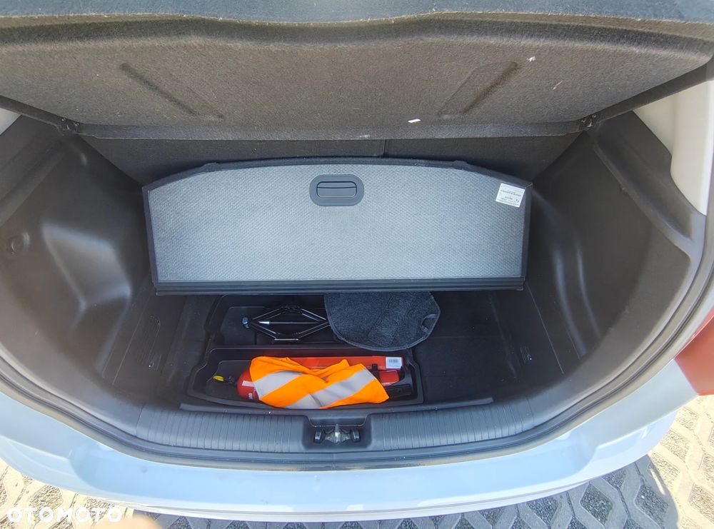 Kia Venga 1.4 Business Line - 14