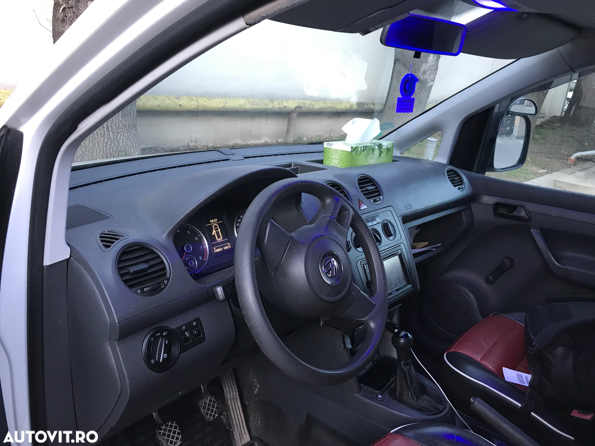 Volkswagen Caddy - 6