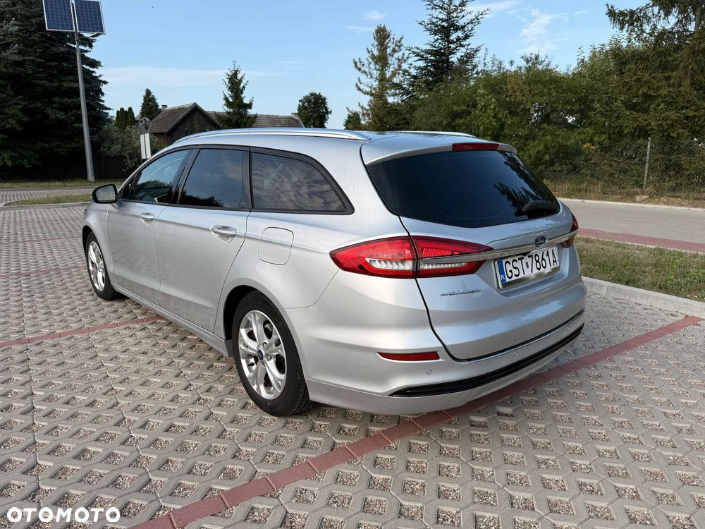 Ford Mondeo - 4