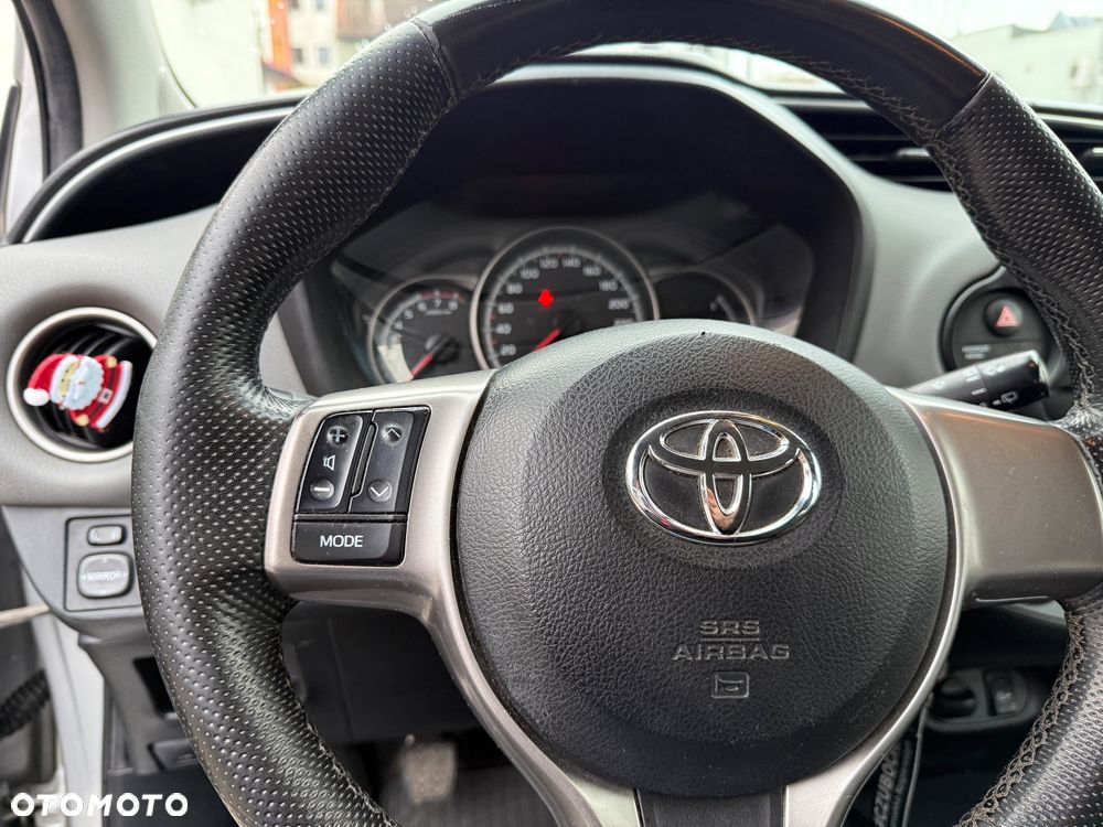 Toyota Yaris 1.0 Active - 13