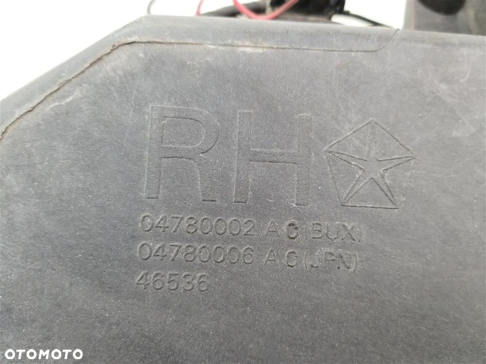 Reflektor lampa przód prawa SPRYSKIWACZ Chrysler 300M 1998-2004 R - 7