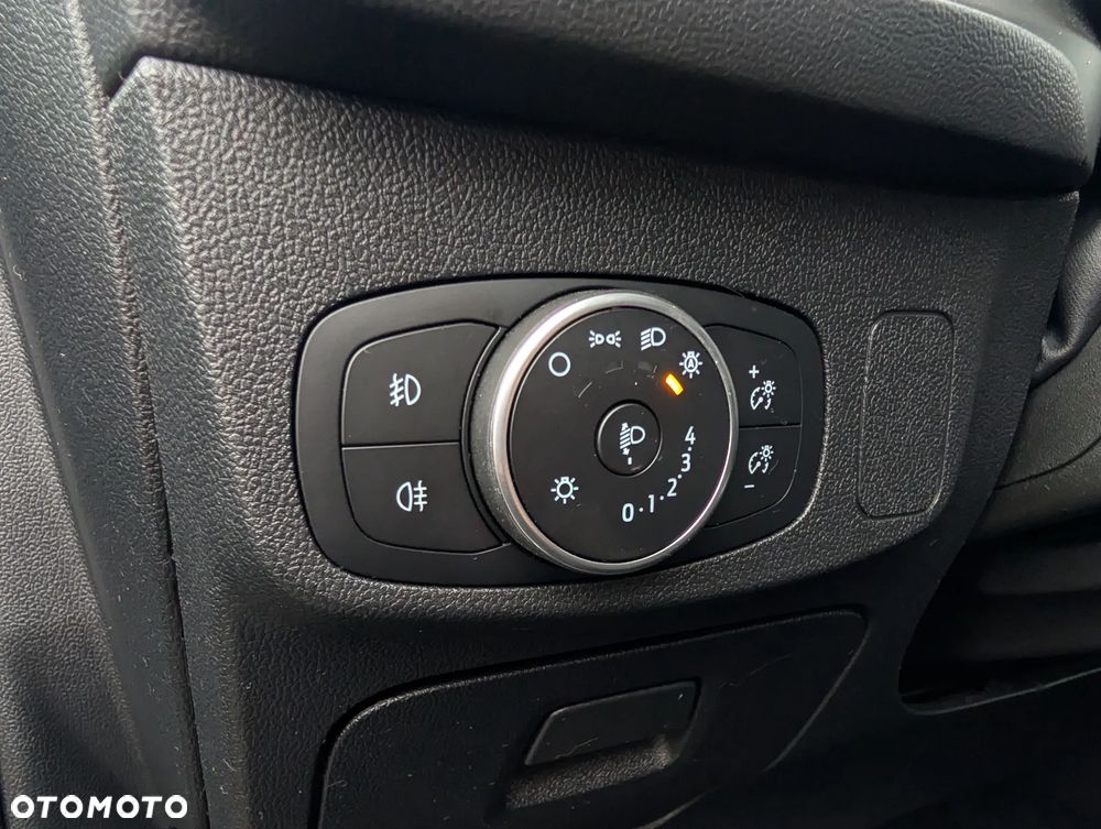 Ford Focus 1.5 EcoBlue Start-Stopp-System TITANIUM - 12