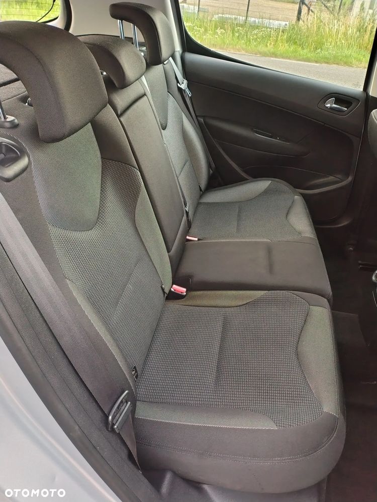 Peugeot 308 - 19