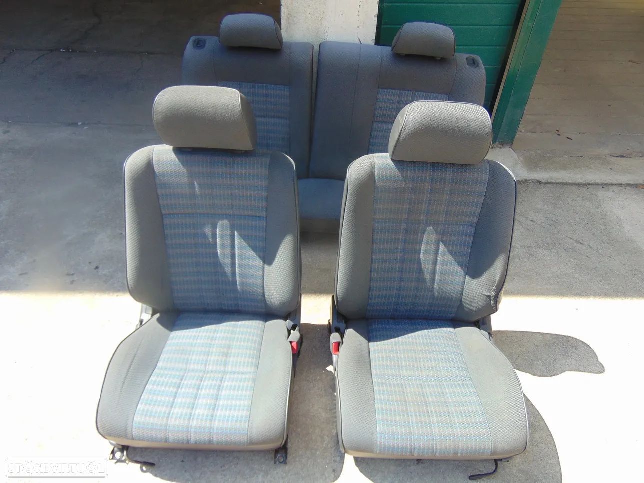 Toyota Corolla XLI Liftback bancos/quartelas - 1