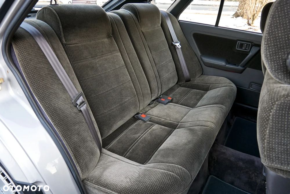 Nissan Bluebird 2.0 SLX - 14