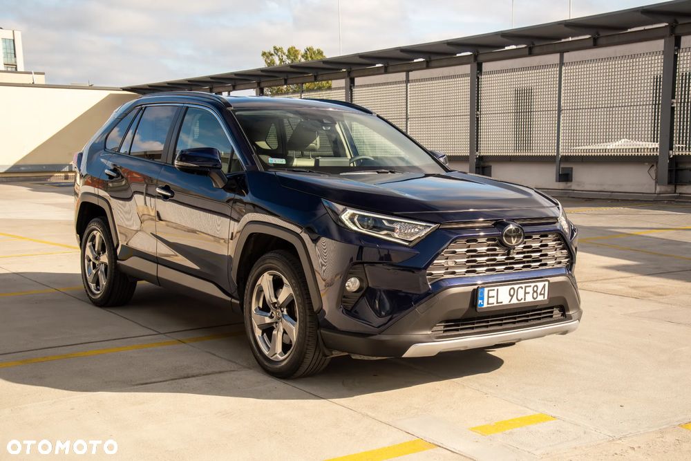 Toyota RAV4 - 18