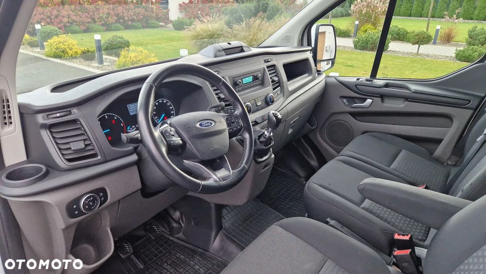 Ford TRANSIT CUSTOM - 8