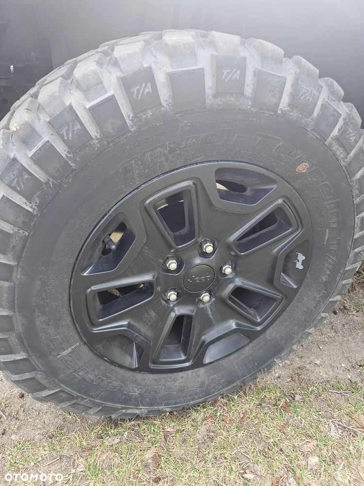 Jeep Wrangler Unlimited 2.8 CRD Sahara - 25