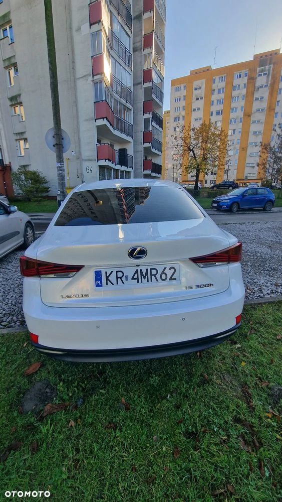 Lexus IS 300h Elegance EU6 - 4