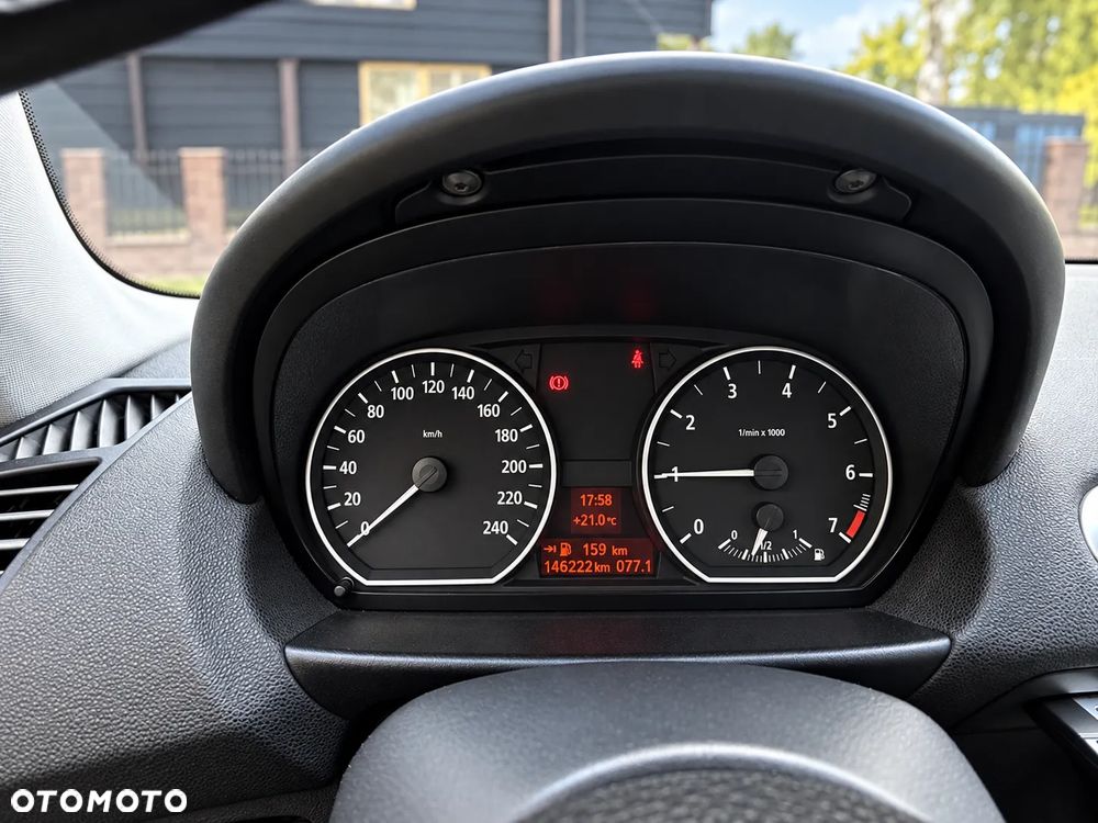 BMW Seria 1 116i - 9