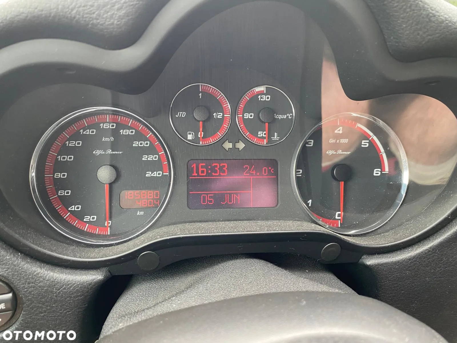 Alfa Romeo GT 1.9 JTD M-Jet DPF Q2 - 13