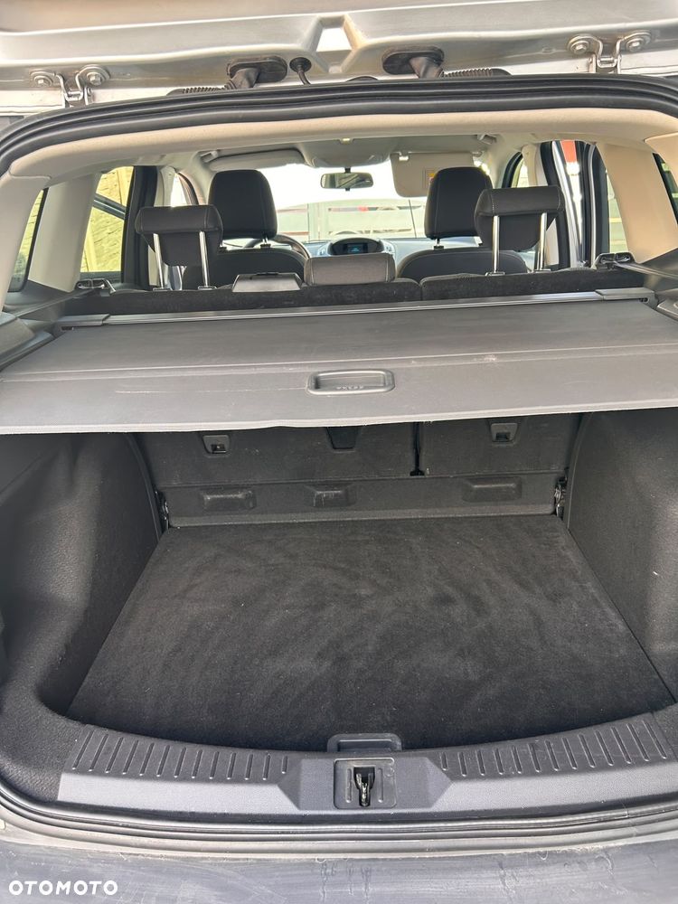 Ford Kuga - 20