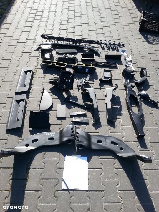 OSŁONA KOLUMNY KIEROWNICZEJ SKODA SUPERB III - 1