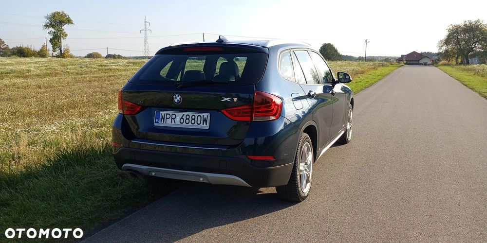 BMW X1 xDrive18d - 10
