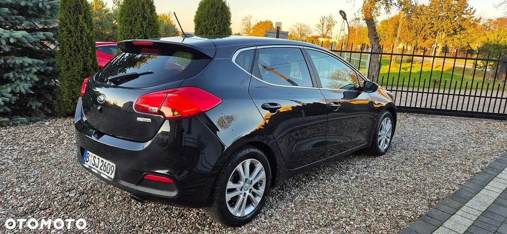 Kia Ceed Cee'd 1.6 GDI L Business Line - 17