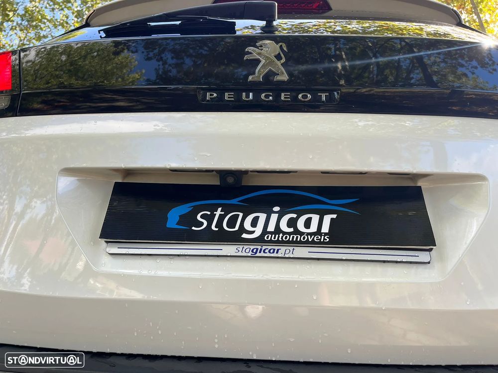 Peugeot 3008 1.5 BlueHDi Style - 16