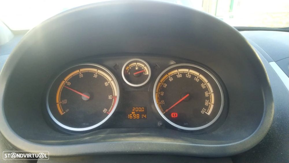 Opel Corsa 1.3 CDTi Enjoy EcoFLEX - 6