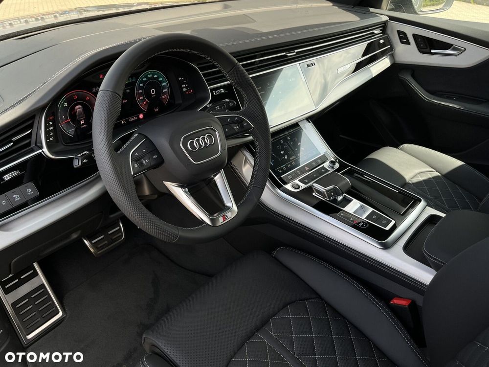 Audi Q8 - 28