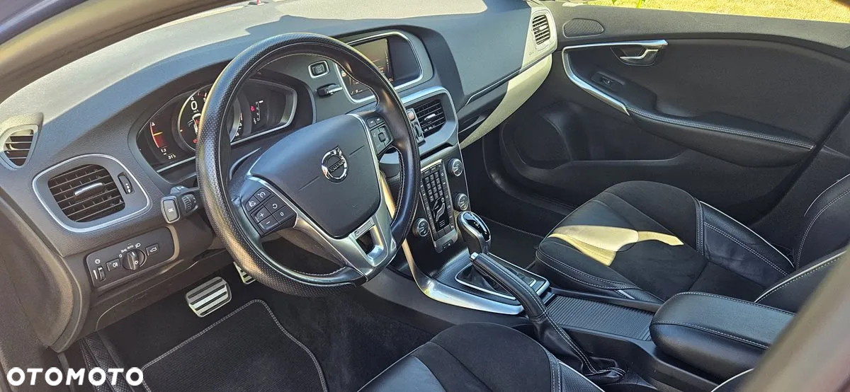Volvo V40 T4 Geartronic RDesign - 11
