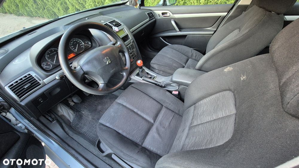 Peugeot 407 - 5