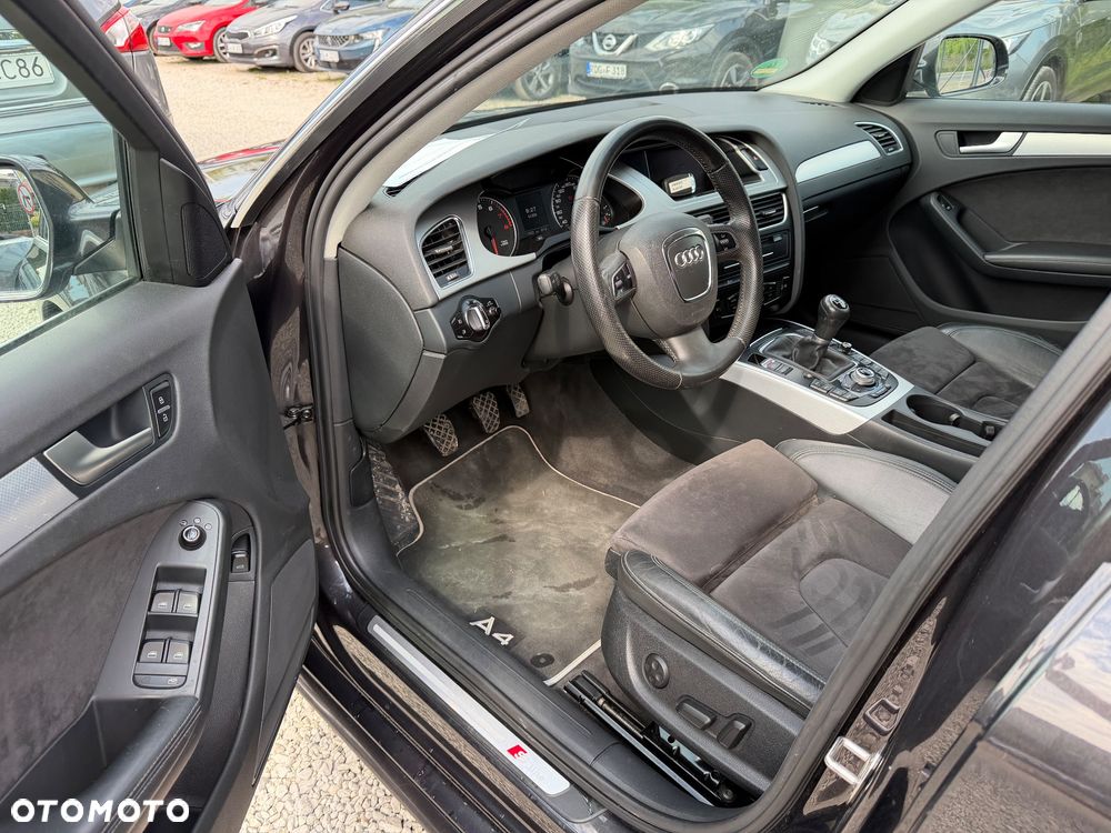 Audi A4 Limousine - 23