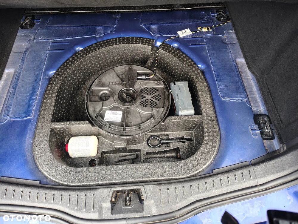 Ford Focus 2.0 EcoBoost ST mit Leder-Sport-Paket - 17