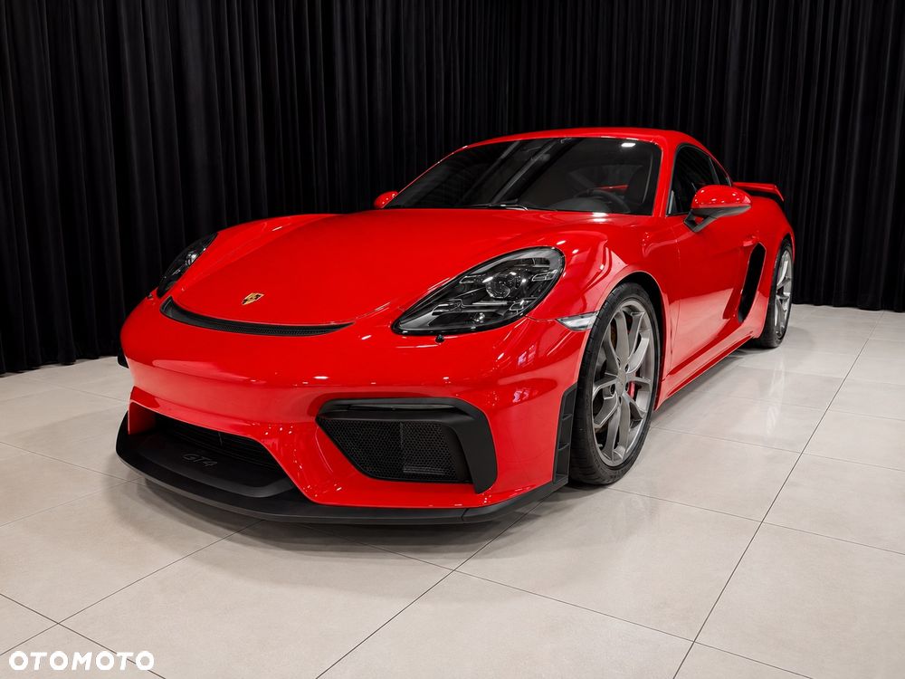 Porsche 718 Cayman GPF GT4 PDK - 1