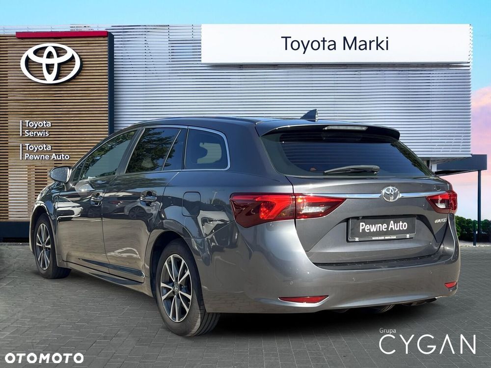 Toyota Avensis 1.8 Premium EU5 MS - 3