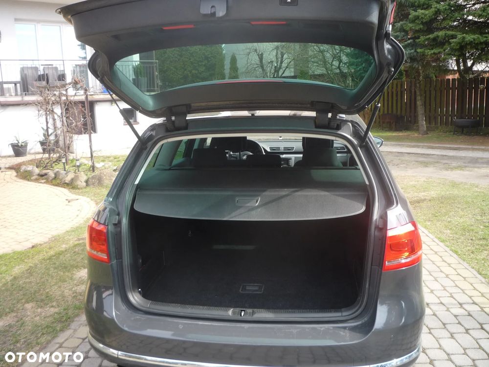 Volkswagen Passat 2.0 Blue TDI DSG SCR Comfortline - 9
