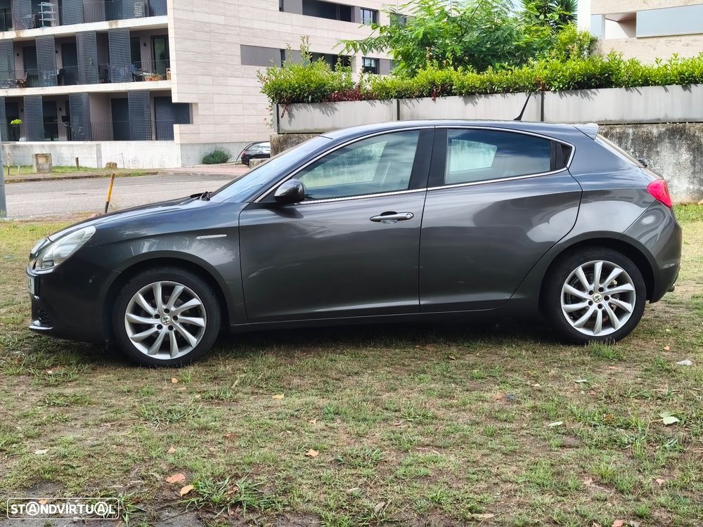 Alfa Romeo Giulietta 1.6 JTDM Distinctive - 53