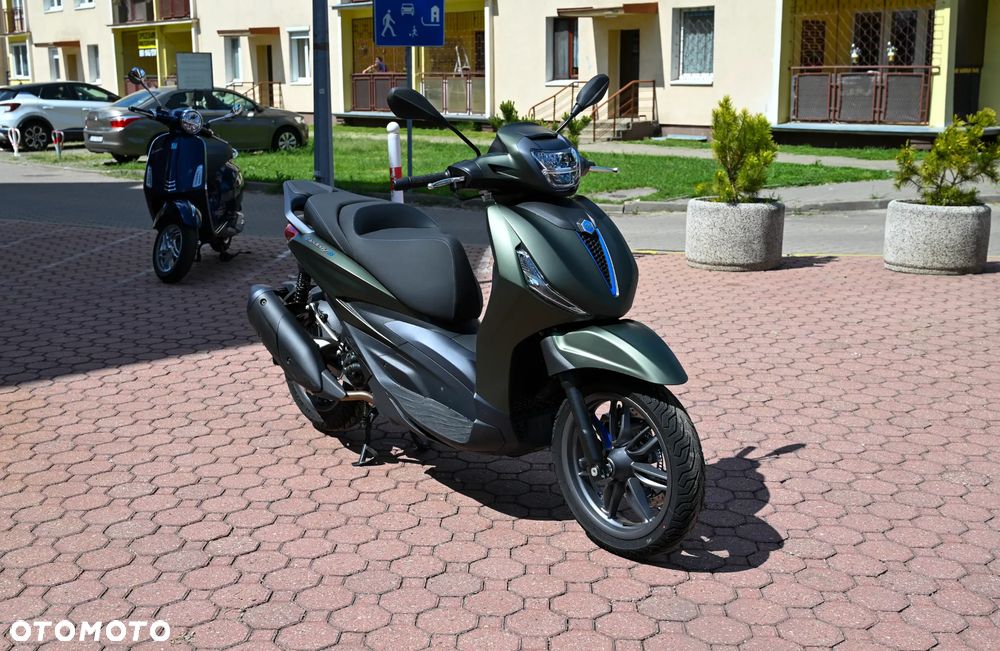 Piaggio Beverly - 2