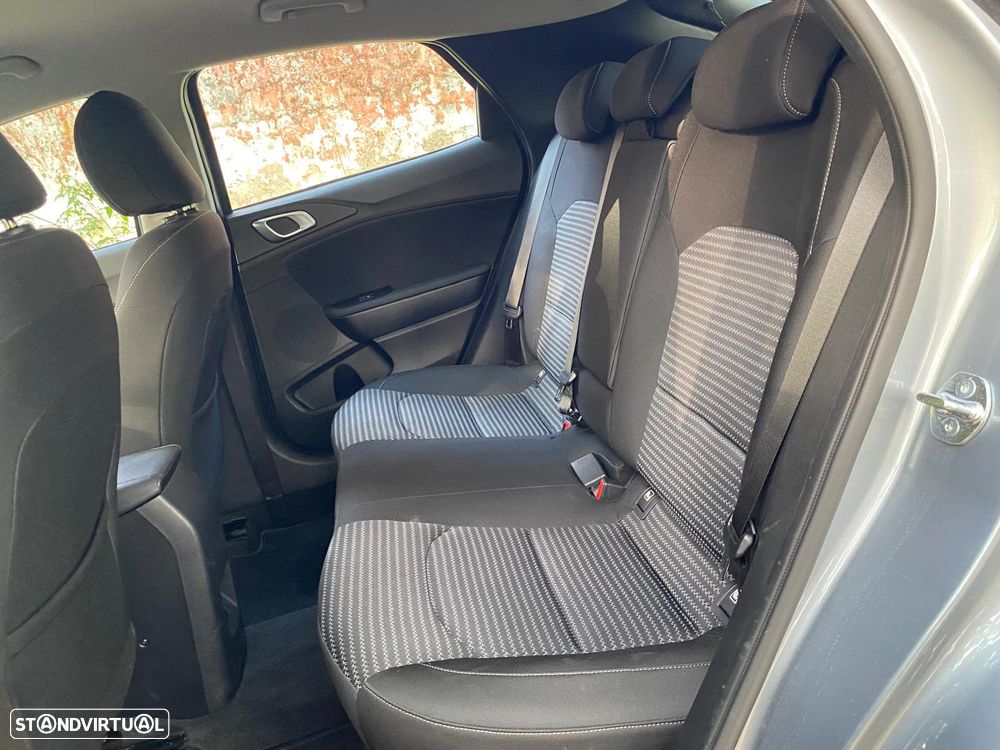 Kia XCeed 1.0 T-GDI Dynamic - 12