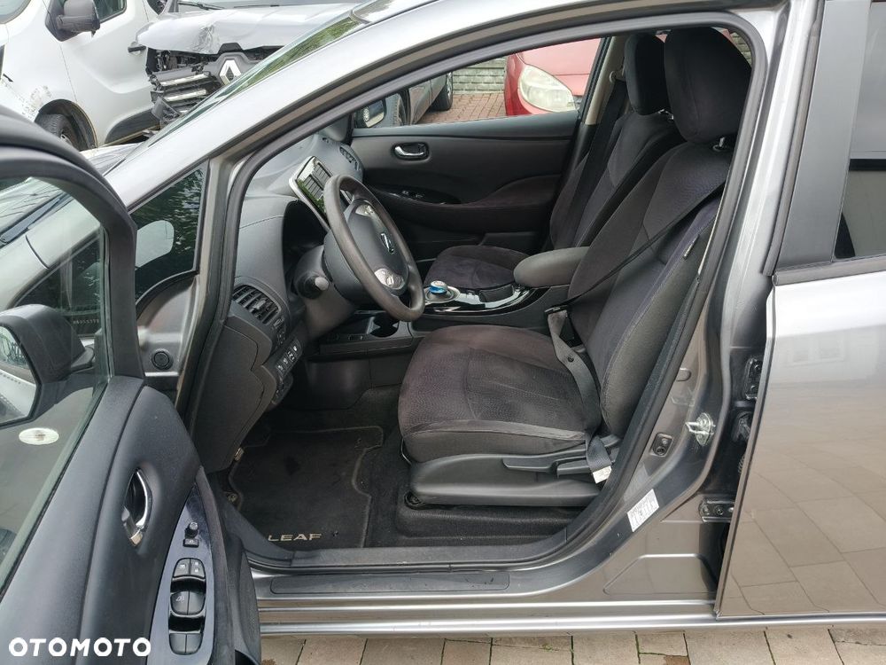 Nissan Leaf 24kWh Acenta - 13