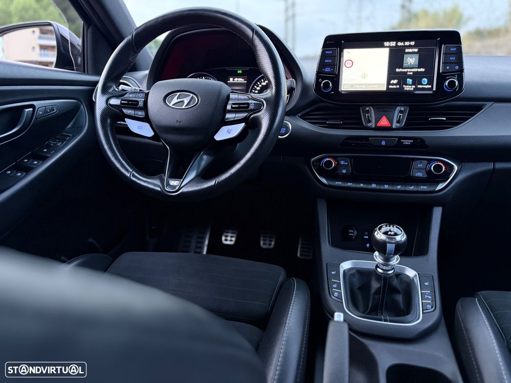 Hyundai i30 N 2.0 T-GDi Performance Pack - 11